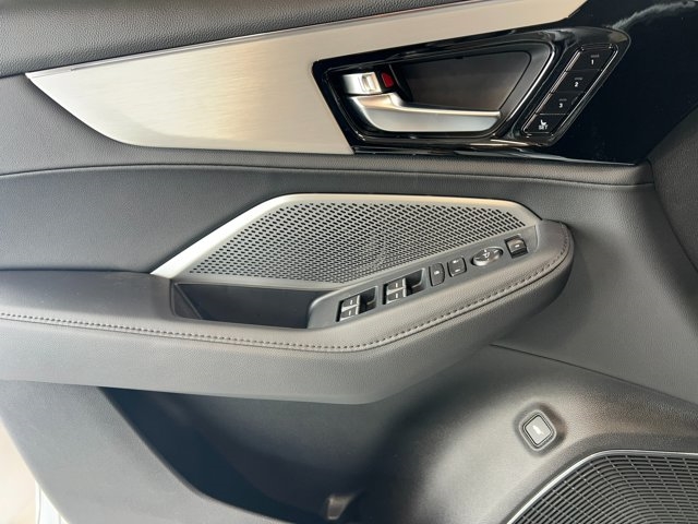2025 Acura MDX 