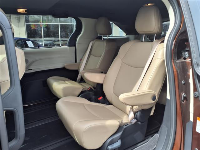 2021 Toyota Sienna XLE 7-Passenger