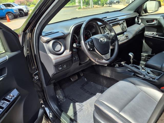 2016 Toyota RAV4 SE