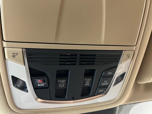2025 Acura MDX w/Advance Package