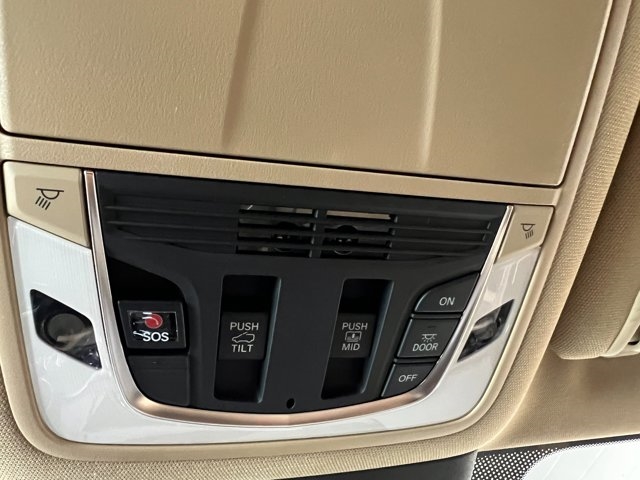2025 Acura MDX w/Advance Package