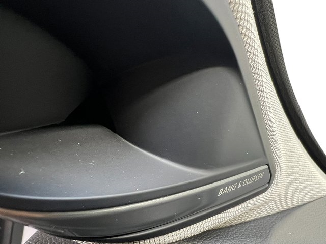 2025 Acura MDX w/Advance Package