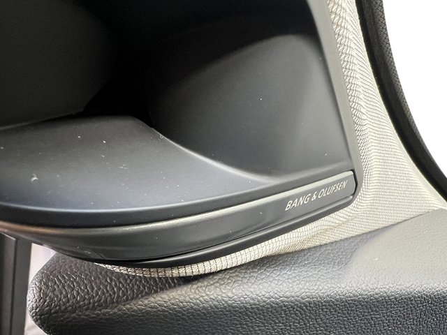 2025 Acura MDX w/Advance Package