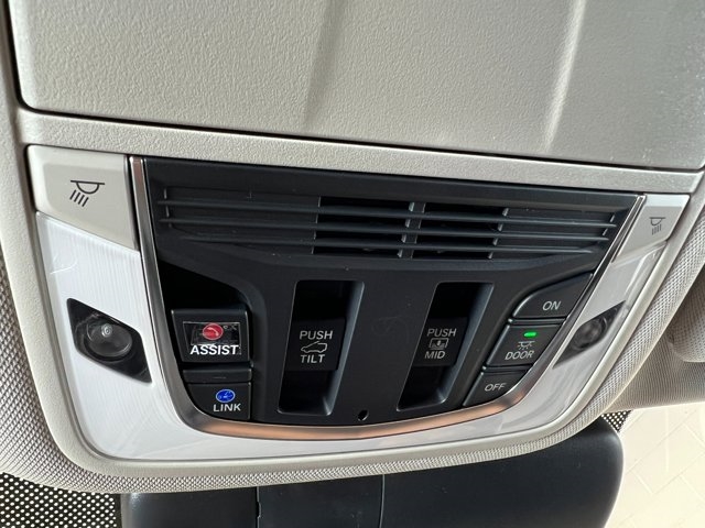 2025 Acura RDX w/Advance Package