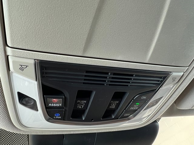 2025 Acura RDX w/Advance Package