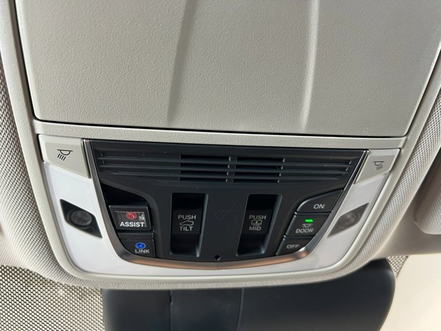 2025 Acura RDX w/Advance Package