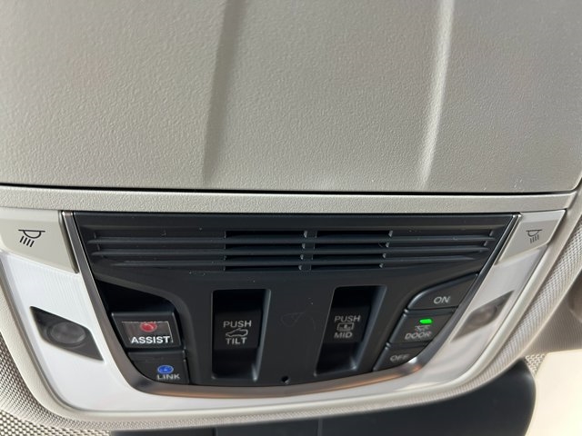 2025 Acura RDX w/Advance Package
