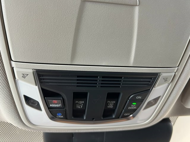 2025 Acura RDX w/Advance Package