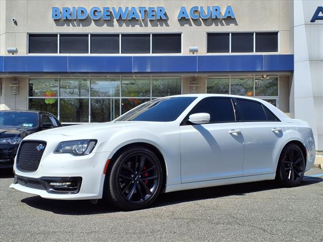 2023 Chrysler 300 C