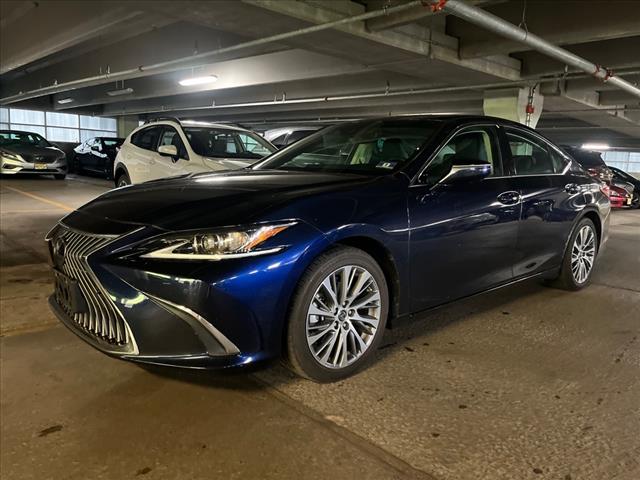2019 Lexus ES 350 Base