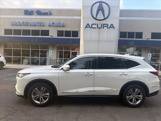 Platinum White Pearl 2024 Acura MDX SH-AWD SUV / Crossover All-Wheel Drive Automatic