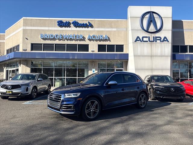 Navarra Blue Metallic (2d) 2019 Audi SQ5 3.0T quattro Prestige AWD SUV / Crossover All-Wheel Drive 8-Speed Automatic
