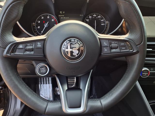 2022 Alfa Romeo Giulia Ti