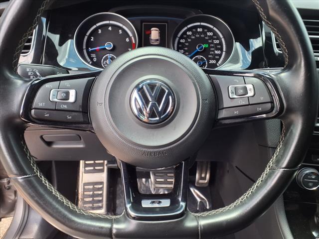 2017 Volkswagen Golf R 4Motion