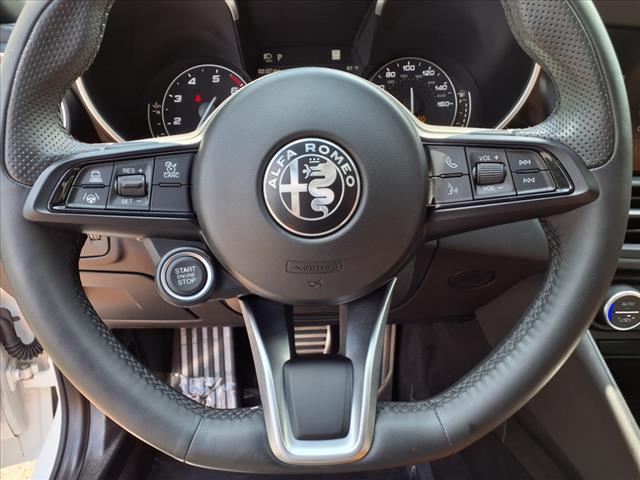 2022 Alfa Romeo Giulia Ti