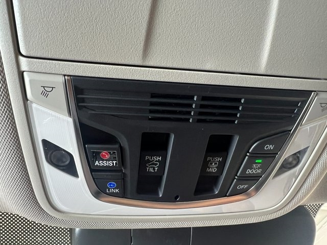 2025 Acura RDX w/Technology Package