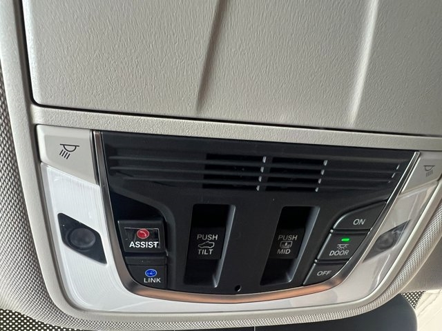 2025 Acura RDX w/Technology Package