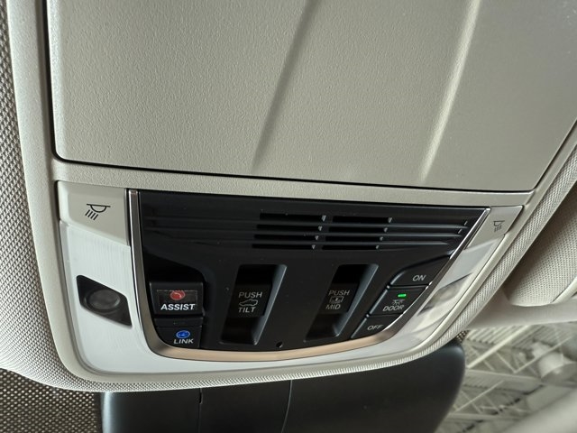 2025 Acura RDX w/Advance Package