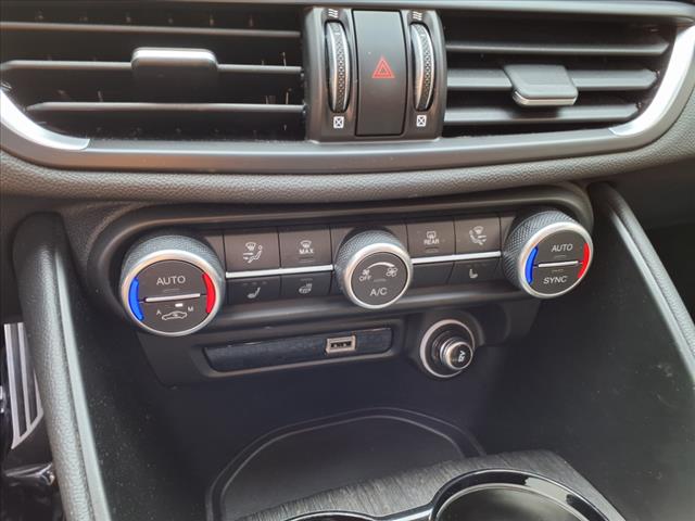 2022 Alfa Romeo Giulia Ti