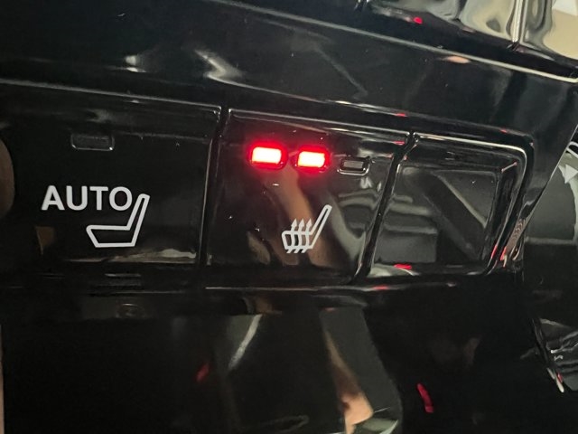 2025 Acura MDX w/Technology Package