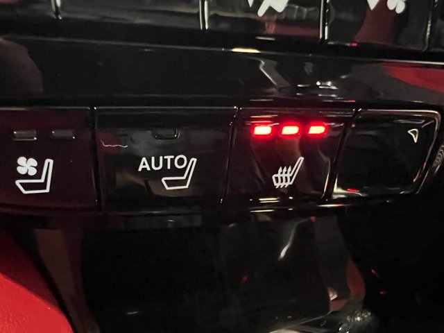 2025 Acura MDX w/A-Spec Package