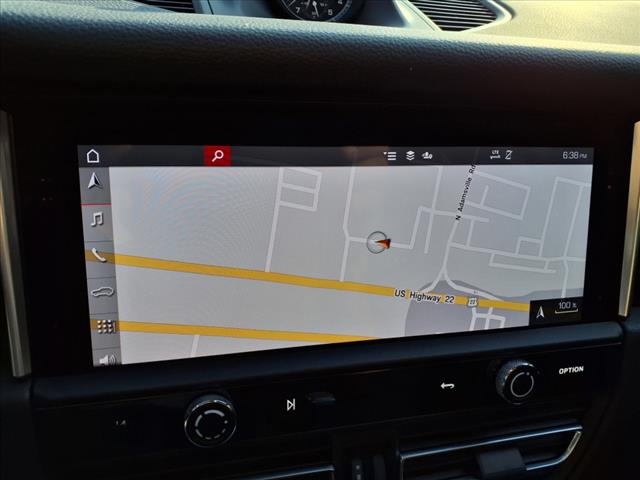 2022 Porsche Macan Base