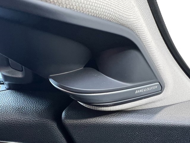 2025 Acura MDX w/Technology Package