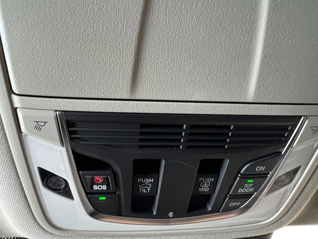 2025 Acura MDX w/Technology Package
