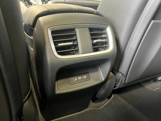2025 Acura RDX w/Technology Package