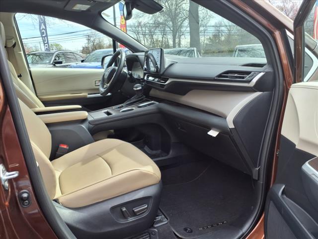 2021 Toyota Sienna XLE 7-Passenger