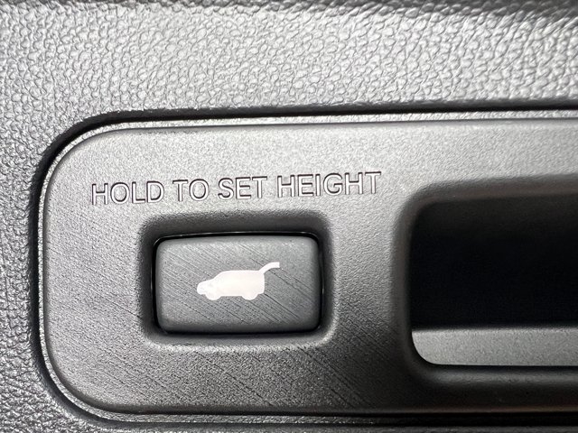 2025 Acura MDX w/Technology Package