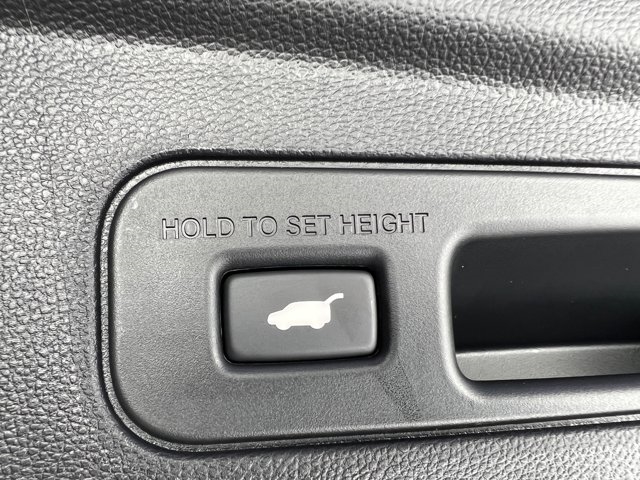 2025 Acura MDX w/A-Spec Package