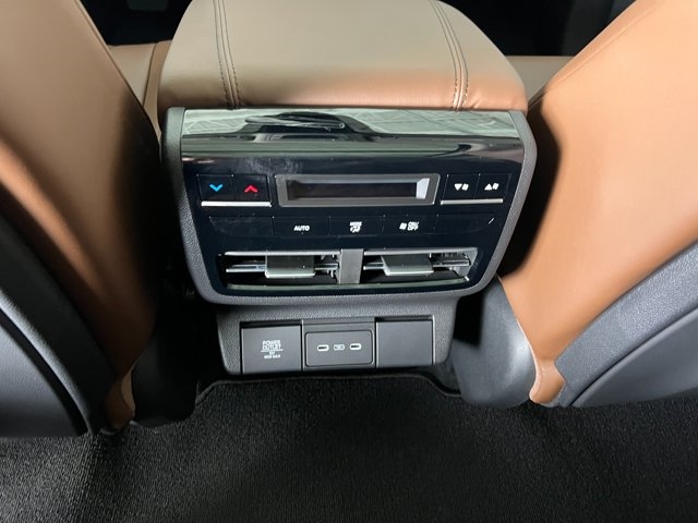 2025 Acura MDX w/Technology Package