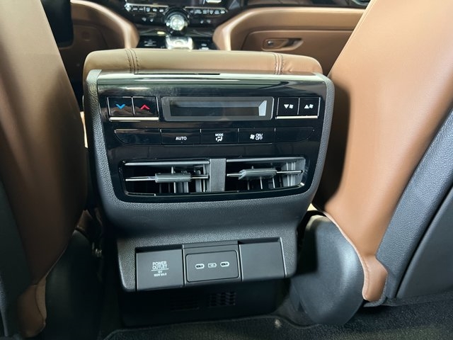 2025 Acura MDX w/Technology Package