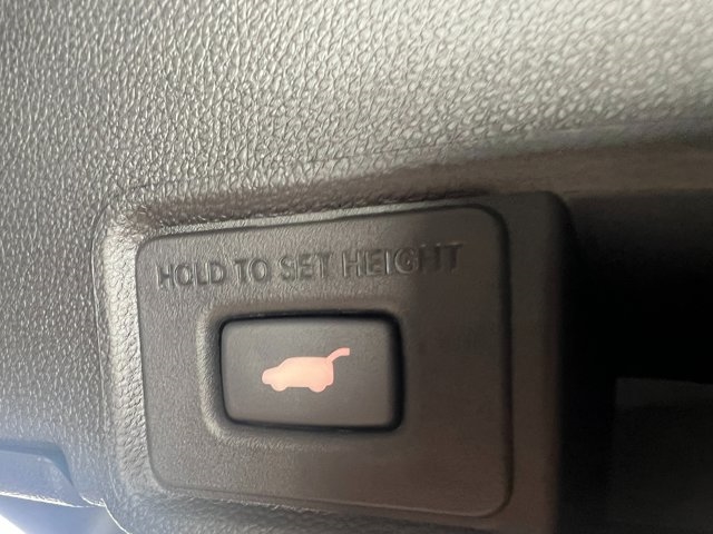 2025 Acura RDX w/Technology Package