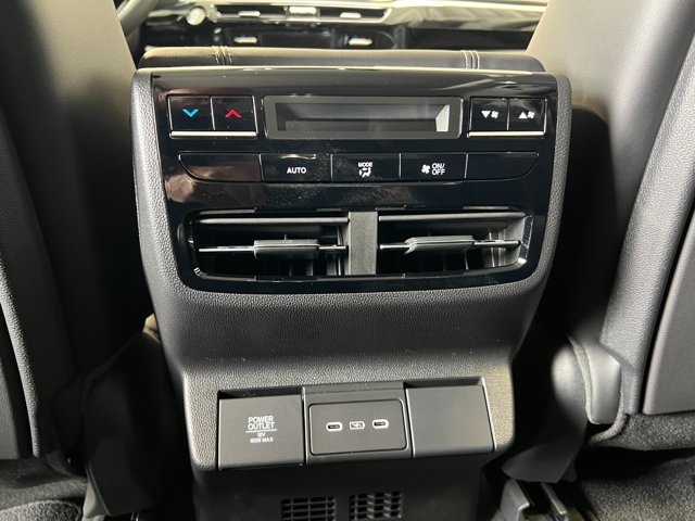 2025 Acura MDX w/Technology Package