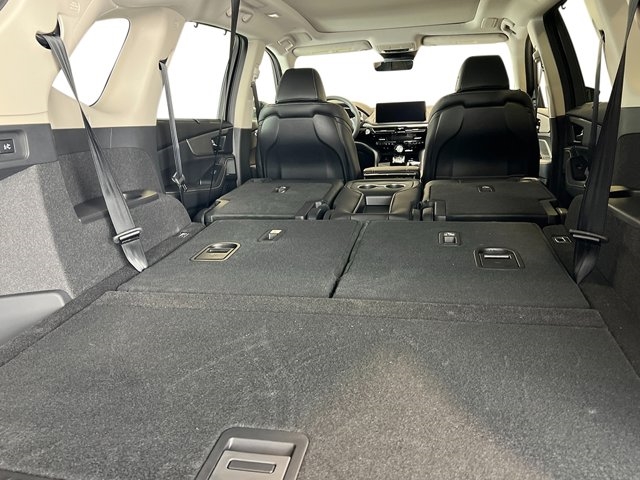 2025 Acura MDX w/Technology Package