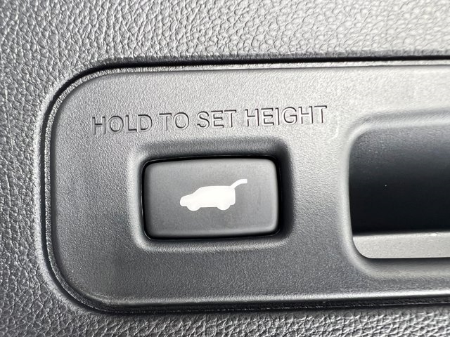 2025 Acura MDX w/Technology Package
