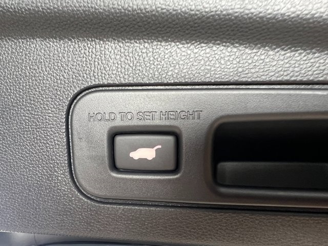 2025 Acura MDX w/Technology Package