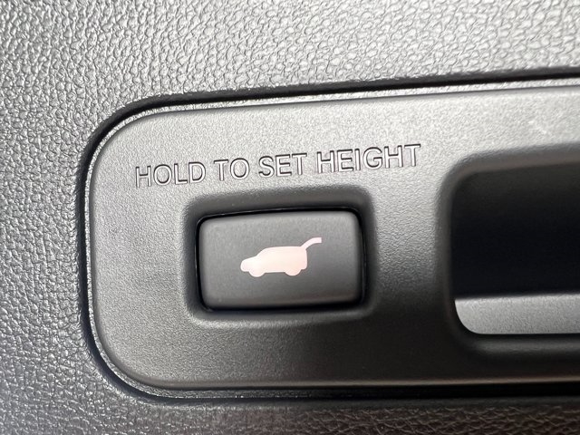 2025 Acura MDX w/Technology Package