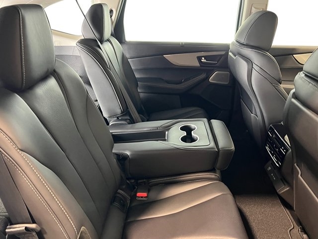 2025 Acura MDX w/Technology Package