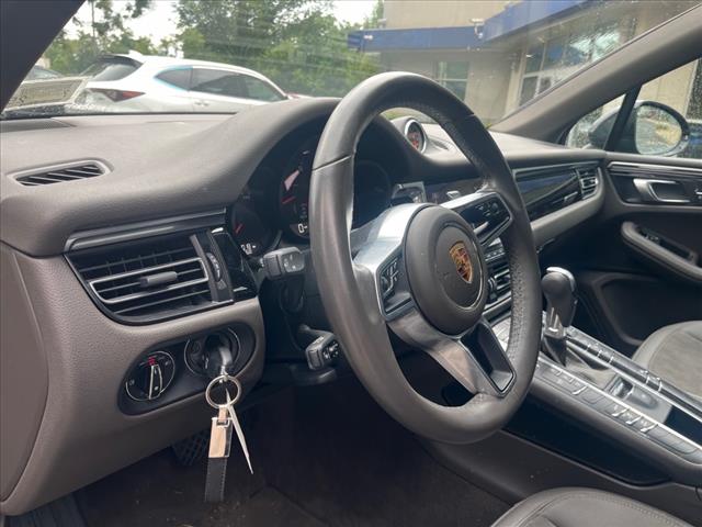 2021 Porsche Macan 