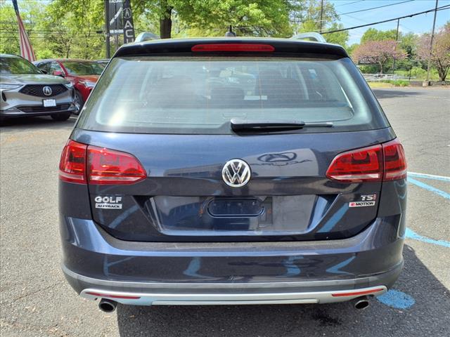 2017 Volkswagen Golf Alltrack TSI SE 4Motion