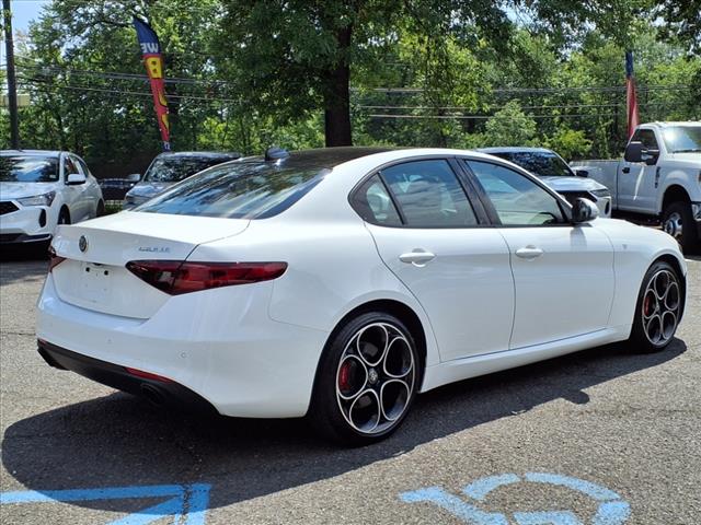 2022 Alfa Romeo Giulia Ti