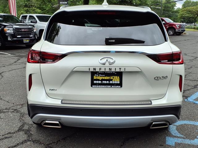 2022 INFINITI QX50 Essential