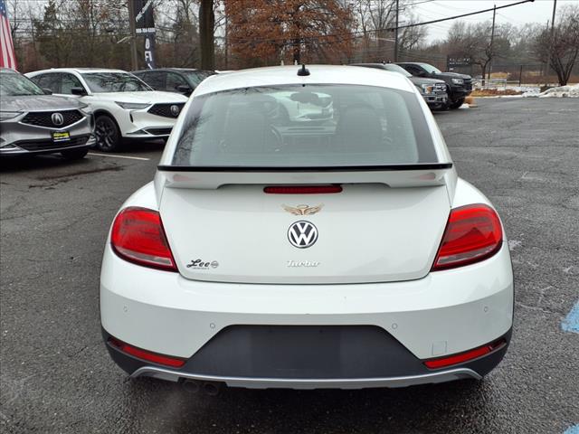 2016 Volkswagen Beetle 1.8T Dune