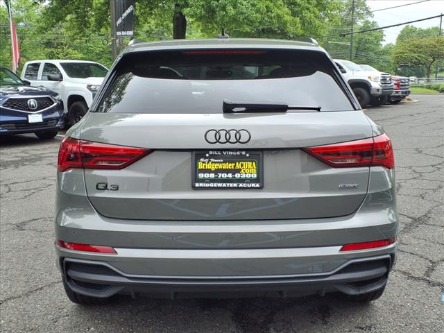 2024 Audi Q3 quattro S line Prem Plus 45 TFSI