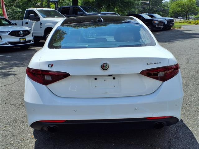 2022 Alfa Romeo Giulia Ti