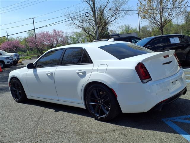 2023 Chrysler 300 C