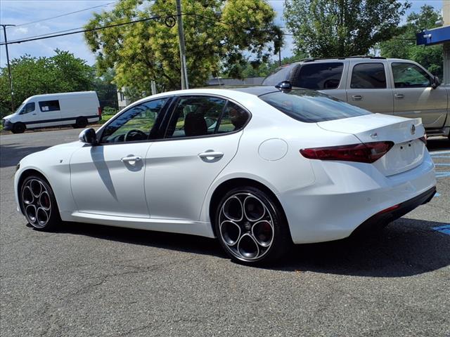2022 Alfa Romeo Giulia Ti